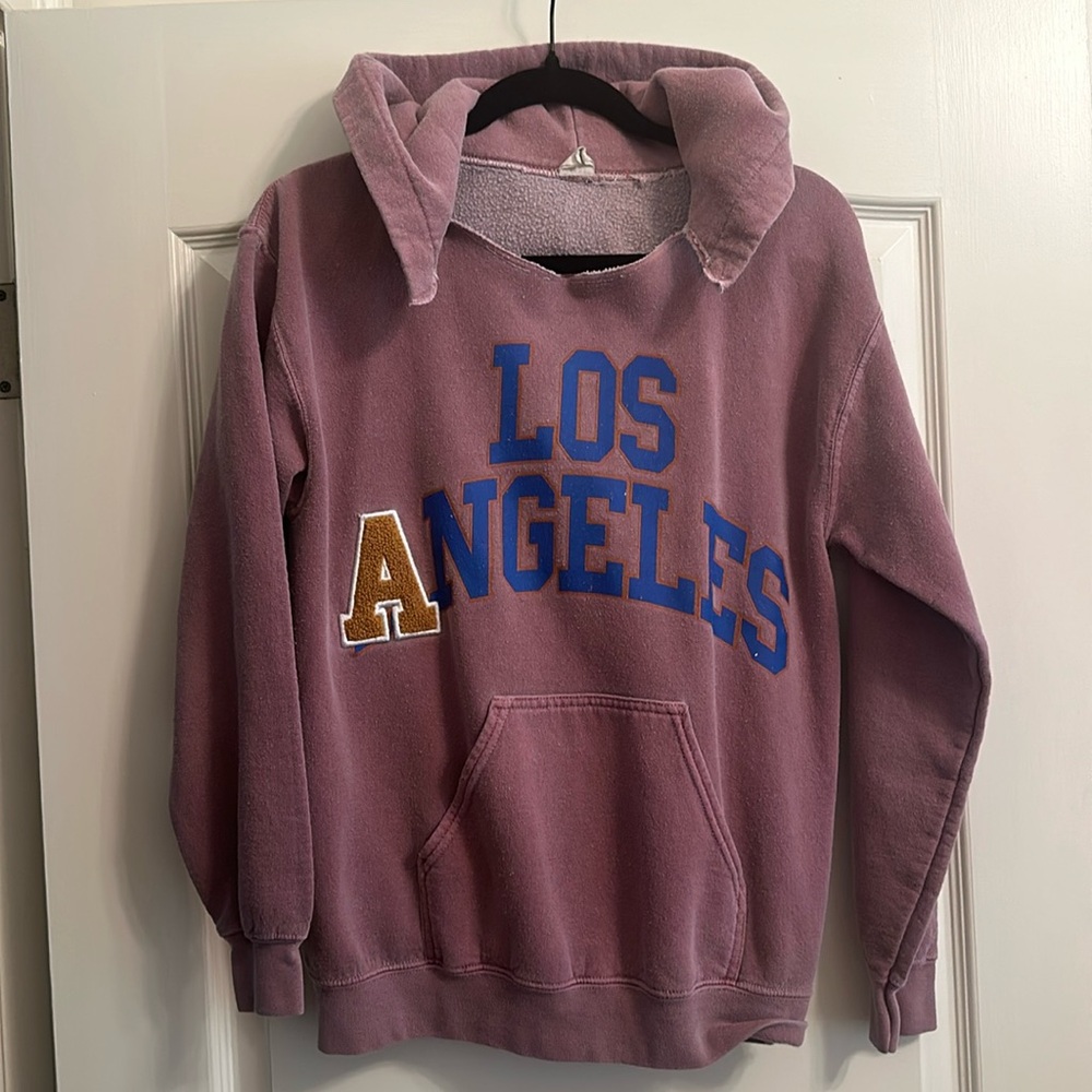 Urban Outfitters Los Angeles sweatshirt